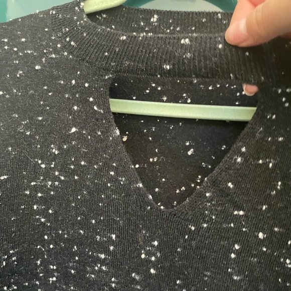 NWOT LOFT TRIANGLE CUT KNIT SWEATER - Picture 6 of 7